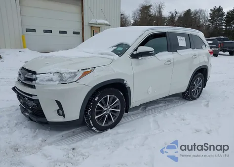 2018 Toyota Highlander Xle из США, поврежденный, VIN 5TDJZRFH0JS541074